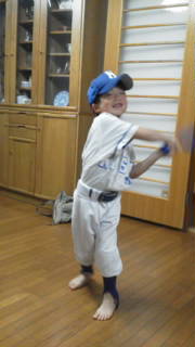 野球　素振り　少年野球