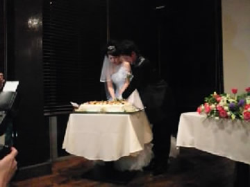 結婚式　ウエディング　ケーキ入刀